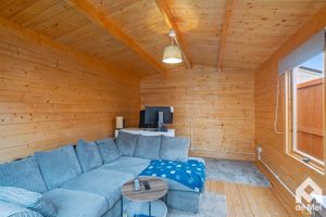 Photo 13- click for photo gallery